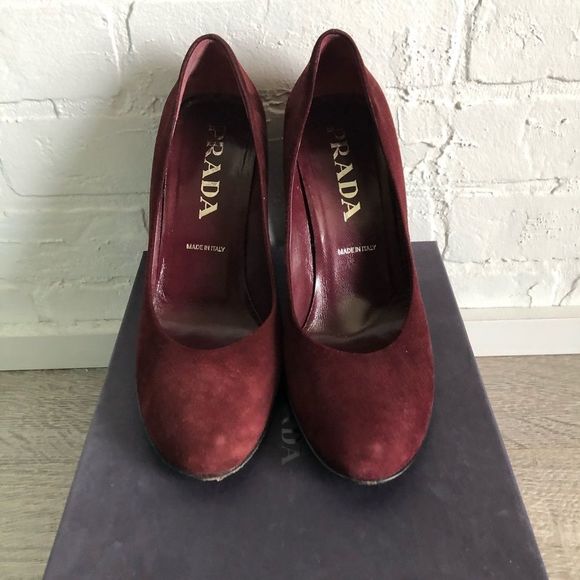 PRADA burgundy suede heels - size 35.5 - Picture 2 of 7